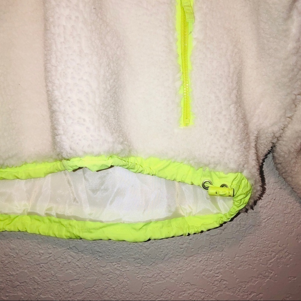 NWOT AEO White & Neon Sherpa Pullover Sweater - Picture 12 of 15